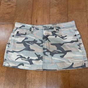 Y2K camo miniskirt